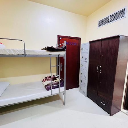 Comfort Tourist Place For Male Dubai Exterior foto